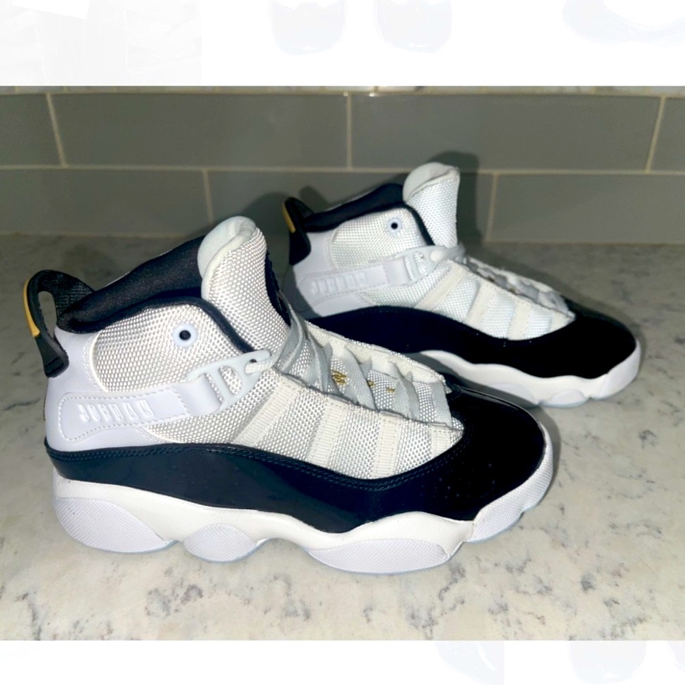 **SOLD** Boys’ Jordan 6 Rings Shoes - Picture 2 of 8